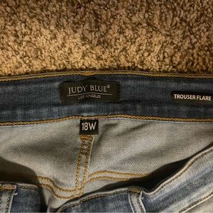 18w Judy Blue non distressed trouser flare!